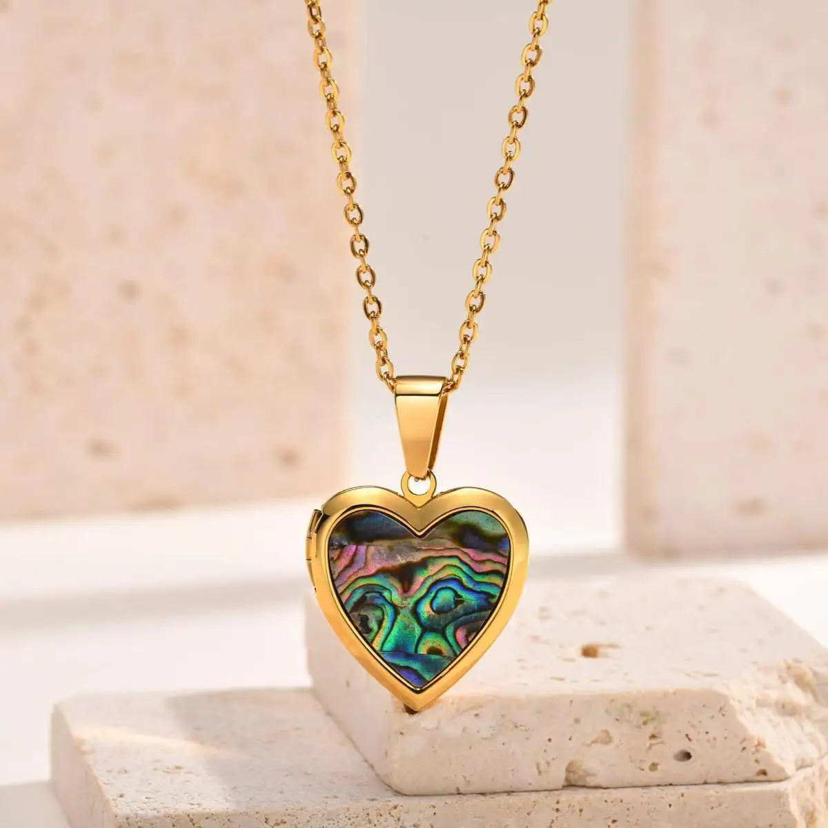 Elegant Heart Silhouette 316L Gold Plated Steel with Pearl Shell for Sensitive Skin DIYers 26x17mm Jewelry Crafting Component
Elegant Heart Silhouette 316L Gold Plated Steel with Pearl Shell for Sensitive Skin DIYers 26x17mm Jewelry Crafting Component