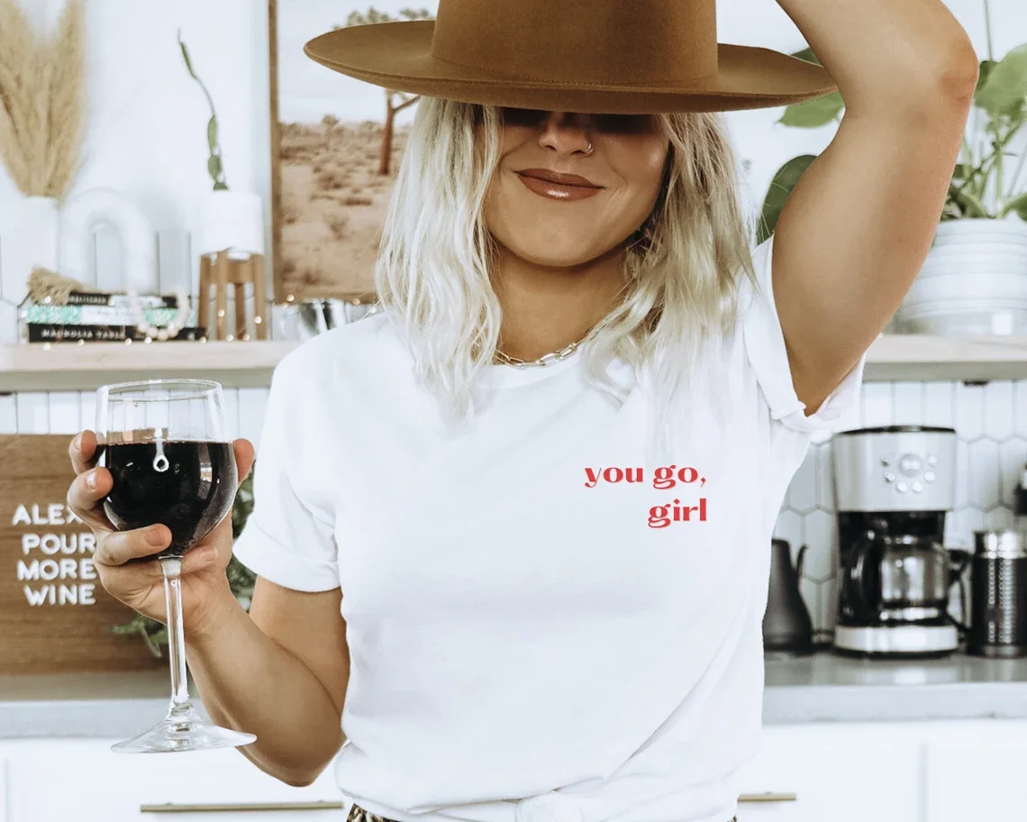 Sugarbaby You Go Girl Funny Graphic T-shirt Minimalist Fashion Tee Fashion Women Cotton t shirt Crewneck Tee Drop Shipping
Sugarbaby You Go Girl Funny Graphic T-shirt Minimalist Fashion Tee Fashion Women Cotton t shirt Crewneck Tee Drop Shipping