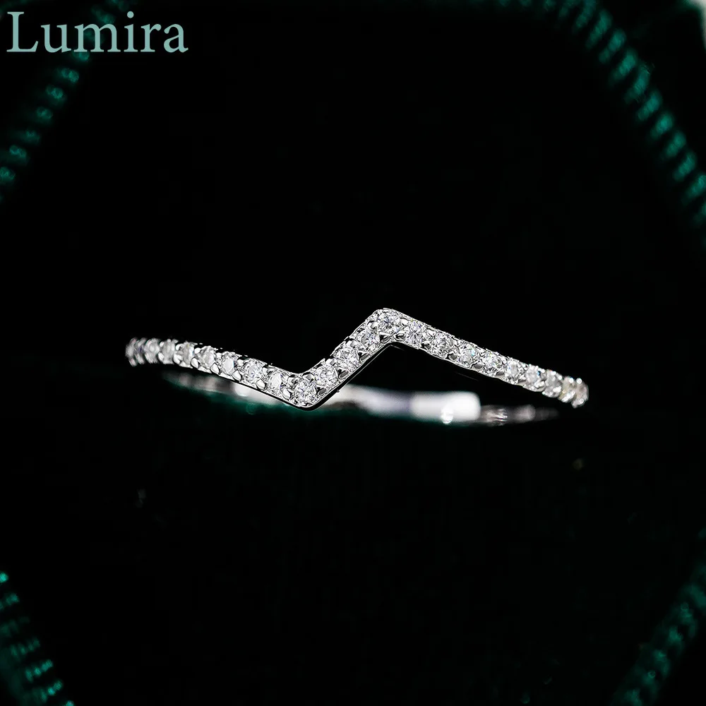 Lumira модное Z-образное платиновое PT950 штабелируемое тонкое кольцо для женщин с ювелирными изделиями из муассанита, свадебная вечеринка, рождественский подарок
Lumira модное Z-образное платиновое PT950 штабелируемое тонкое кольцо для женщин с ювелирными изделиями из муассанита, свадебная вечеринка, рождественский подарок