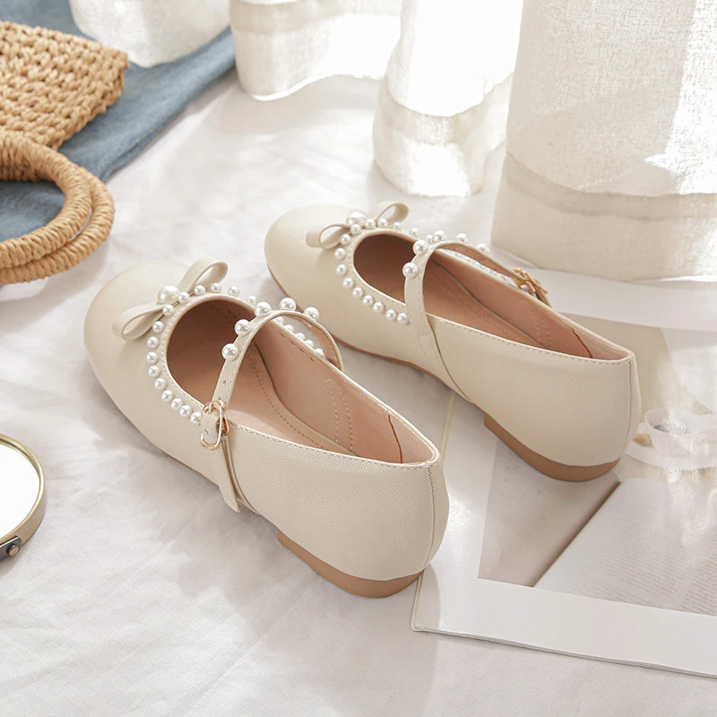 Summer new style flat-soled, flat-heeled, round-toed, Korean-style pearl bow simple versatile comfortable large-size shoes
Summer new style flat-soled, flat-heeled, round-toed, Korean-style pearl bow simple versatile comfortable large-size shoes