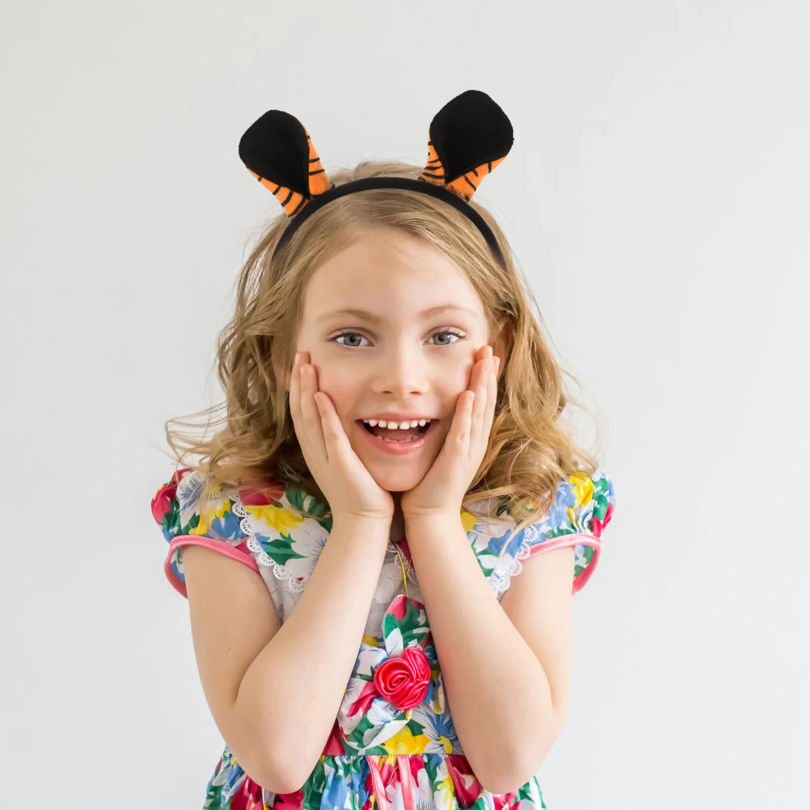 Animal Ears Headband Tiger Ears Kid Costume Leopard Tail Adult Party Cosplay Props Fancy Dress Halloween Gifts
Animal Ears Headband Tiger Ears Kid Costume Leopard Tail Adult Party Cosplay Props Fancy Dress Halloween Gifts