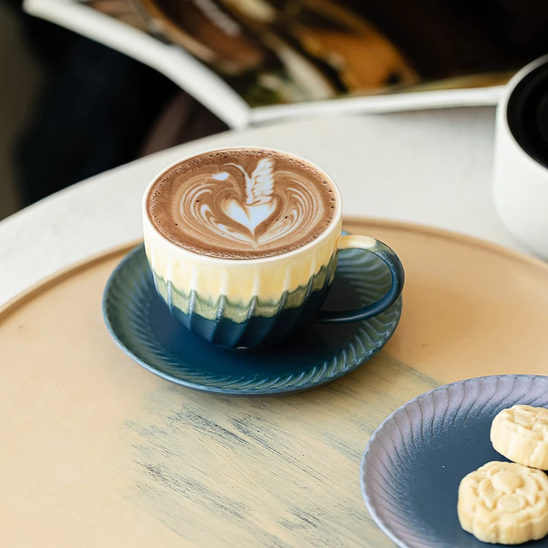 Керамическая чашка в стиле ретро, меняющая печь, 250 мл, изысканный набор чашек и блюдец для послеобеденного чая, простая высококачественная кофейная кружка в японском стиле