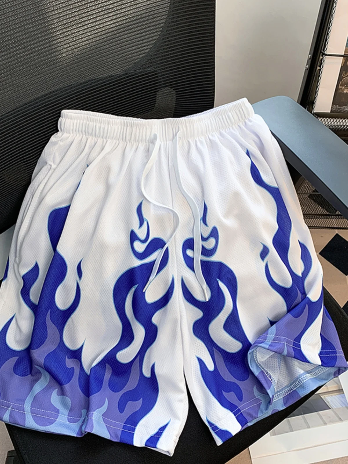 American Style Basketball Shorts Men's Casual Loose Breathable Quick Dry Training Pants Flame Pattern Youthful Dynamic Style
American Style Basketball Shorts Men's Casual Loose Breathable Quick Dry Training Pants Flame Pattern Youthful Dynamic Style