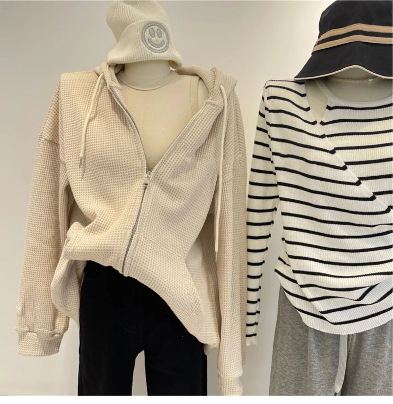 Spring Autumn Zip Up Hoodies Clothes for Women Sweatshirts Fashion Y2k Grunge 2022 Streetwear Long Sleeve Black Tops Ropa Mujer
Spring Autumn Zip Up Hoodies Clothes for Women Sweatshirts Fashion Y2k Grunge 2022 Streetwear Long Sleeve Black Tops Ropa Mujer