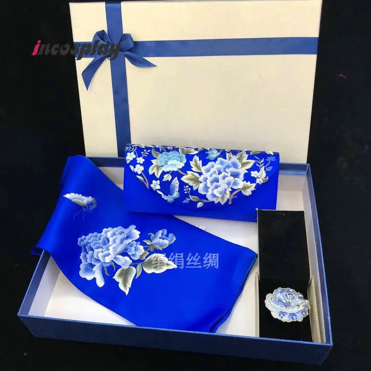 Chinese Embroidery Silk Scarf, Scarf Buckle & Evening Clutch 3Pcs Gift Box Set, Exquisite Luxury Present
Chinese Embroidery Silk Scarf, Scarf Buckle & Evening Clutch 3Pcs Gift Box Set, Exquisite Luxury Present