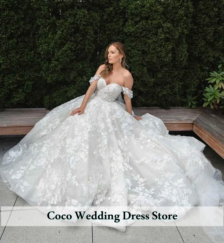 Customized Exquisite A Line Wedding Dress Lace Applique Bridal Gowns Sweetheart Dresses vestidos de novia Wedding dresses
Customized Exquisite A Line Wedding Dress Lace Applique Bridal Gowns Sweetheart Dresses vestidos de novia Wedding dresses