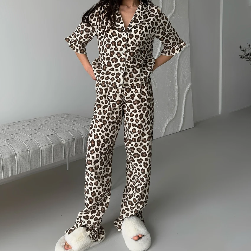 HiLoc Vintage Leopard Print Long Pants Sets Ruffles Pajamas For Women Summer Casual Short Sleeve Blouse With Trousers 2 Piece
HiLoc Vintage Leopard Print Long Pants Sets Ruffles Pajamas For Women Summer Casual Short Sleeve Blouse With Trousers 2 Piece