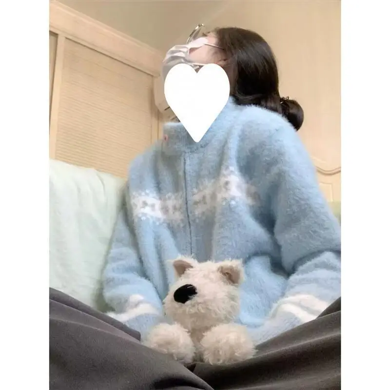 Женский свитер-кардиган на молнии, осенне-зимний, синий, в стиле фэр-айл, мягкий, вязаный, с цветными пуговицами, укороченный, для женщин, на раннюю осень
Женский свитер-кардиган на молнии, осенне-зимний, синий, в стиле фэр-айл, мягкий, вязаный, с цветными пуговицами, укороченный, для женщин, на раннюю осень