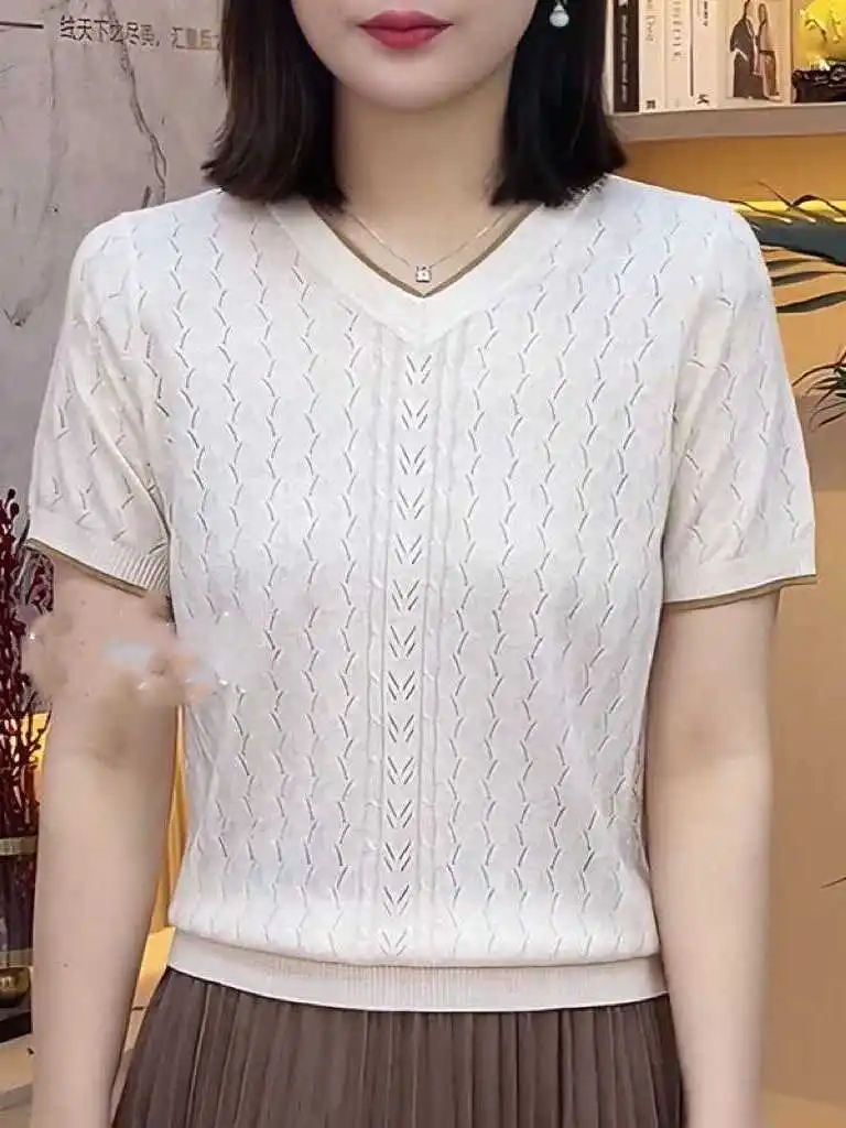Loose Ice Silk Short Sleeve T-Shirt Women Summer Fashion Youthful Hollow out Versatile V-Neck Top Breathable Comfortable Kore...
Loose Ice Silk Short Sleeve T-Shirt Women Summer Fashion Youthful Hollow out Versatile V-Neck Top Breathable Comfortable Kore...