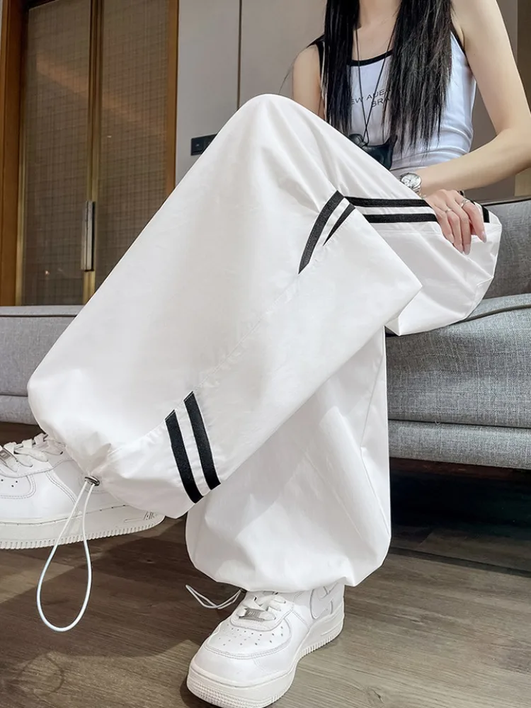 High Waist Quick Dry Ice Silk Work Pants Women Summer Korean Style Wide Leg Two Wear Sports Long Trousers Trendy City Walk
High Waist Quick Dry Ice Silk Work Pants Women Summer Korean Style Wide Leg Two Wear Sports Long Trousers Trendy City Walk