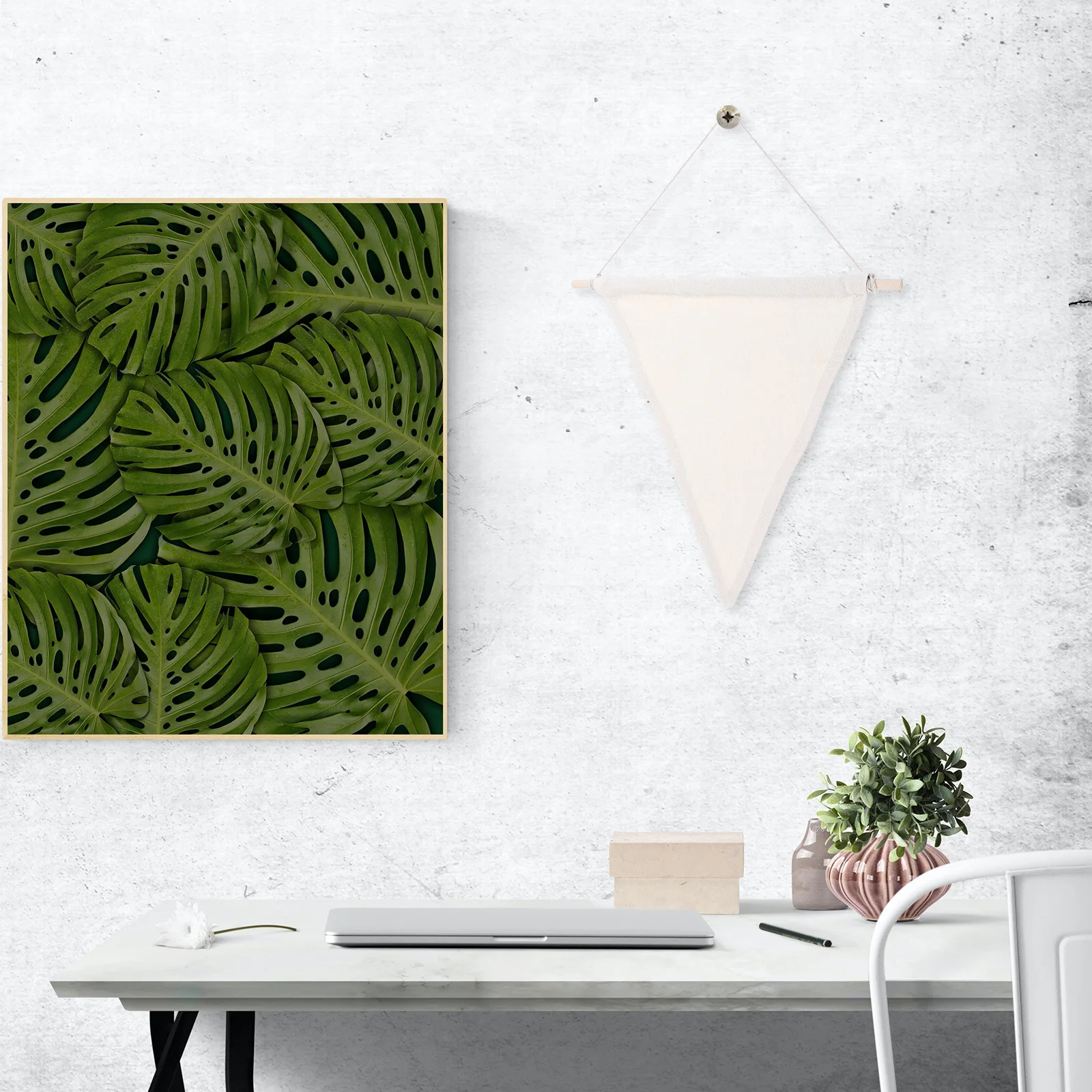 2 Pcs Multifunctional Brooch Banner Pennant for The Unique Shape Design Bamboo Pin Wall Display Proudly
2 Pcs Multifunctional Brooch Banner Pennant for The Unique Shape Design Bamboo Pin Wall Display Proudly