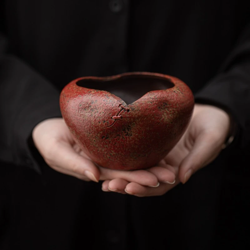 Chinese retro saw nails, building water coarse pottery kiln change tea washing cup washing table top large tea residue tank
Chinese retro saw nails, building water coarse pottery kiln change tea washing cup washing table top large tea residue tank