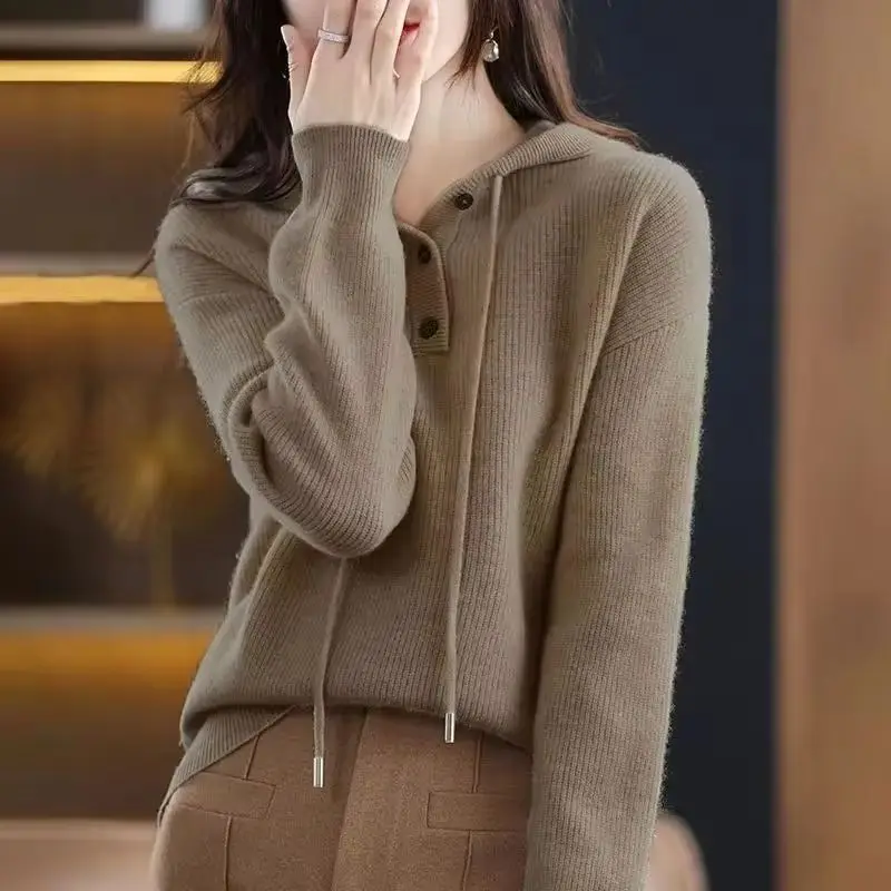 Осень-зима 2025Новый вязаный кардиган на молнии с капюшоном, свитер, куртка, женская свободная высококачественная однотонная куртка для матери, женские топы
Осень-зима 2025Новый вязаный кардиган на молнии с капюшоном, свитер, куртка, женская свободная высококачественная однотонная куртка для матери, женские топы