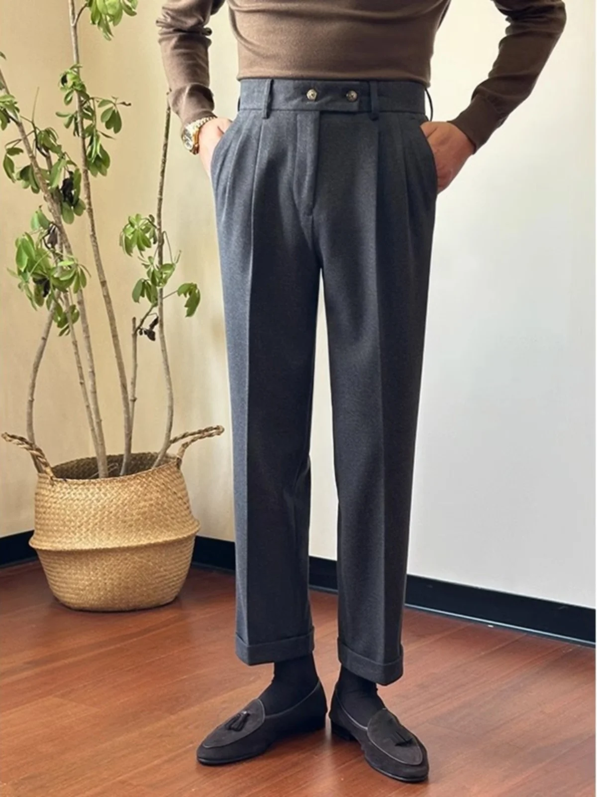 Italian Neapolitan Autumn Winter High Waist Straight Leg Woolen Warm Trousers Briti Retro Versatile Busin Long Pants
Italian Neapolitan Autumn Winter High Waist Straight Leg Woolen Warm Trousers Briti Retro Versatile Busin Long Pants