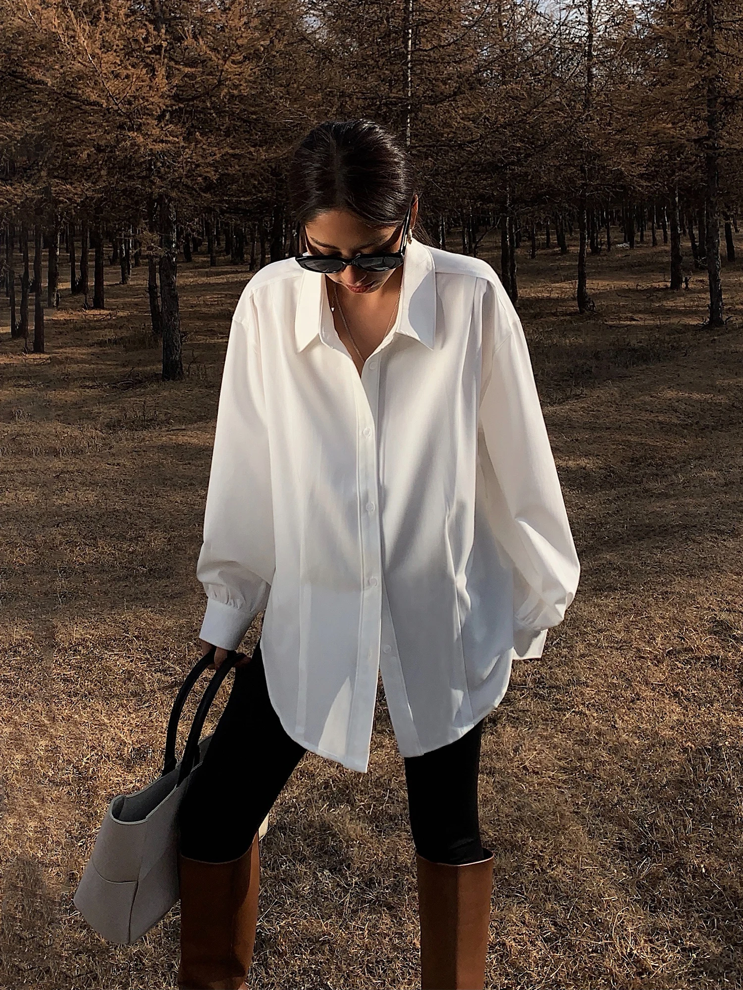 Elegant White Long Sleeve Shirt for Women Casual Comfortable Korean Style Retro Hong Kong Flavor Commute Versatile Top
Elegant White Long Sleeve Shirt for Women Casual Comfortable Korean Style Retro Hong Kong Flavor Commute Versatile Top