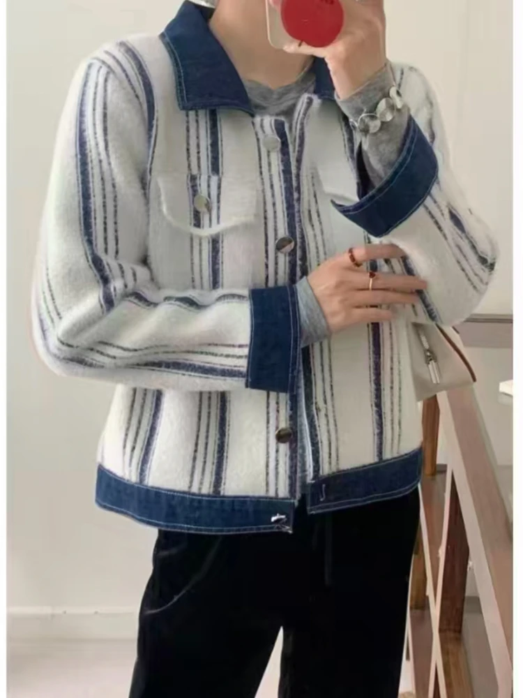 Korean Style round Neck Striped Denim Patchwork Women's Jacket Autumn Winter New Fashion Color Block Top Commute Style Long S...
Korean Style round Neck Striped Denim Patchwork Women's Jacket Autumn Winter New Fashion Color Block Top Commute Style Long S...