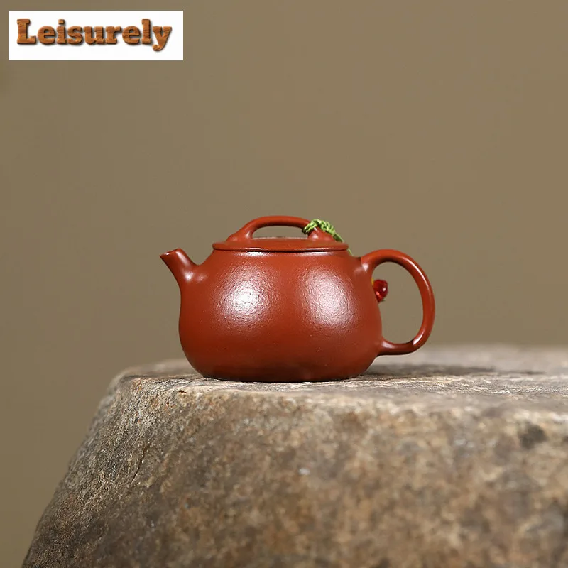 100ml High-end Yixing Purple Clay Teapots Handmade Circular Tile Pot Raw Ore Zhu Mud Kettle Chinese Zisha Tea Set Tea Services
100ml High-end Yixing Purple Clay Teapots Handmade Circular Tile Pot Raw Ore Zhu Mud Kettle Chinese Zisha Tea Set Tea Services