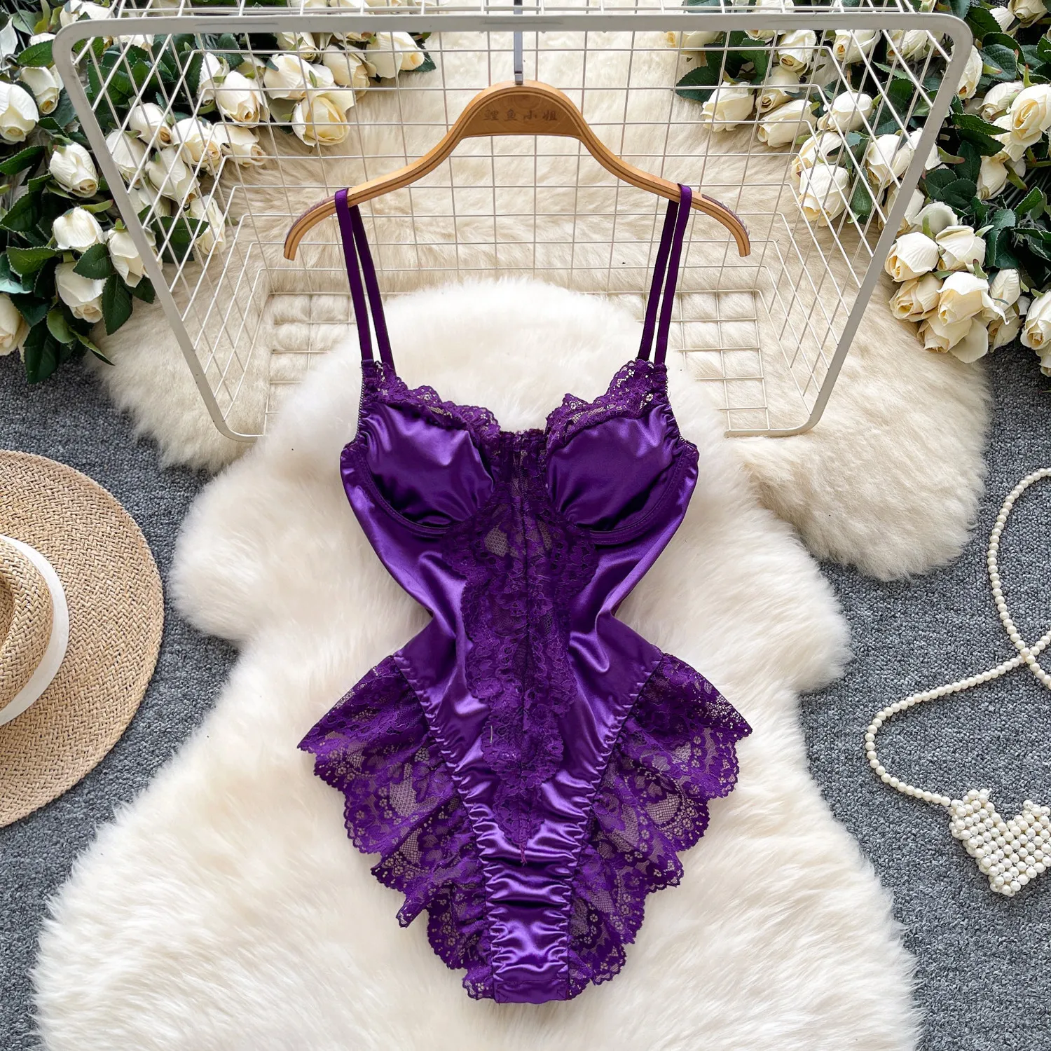 Винтажные боди из сращенного атласного кружева с длинными рукавами, осенняя офисная женская модная милая женская одежда
Винтажные боди из сращенного атласного кружева с длинными рукавами, осенняя офисная женская модная милая женская одежда