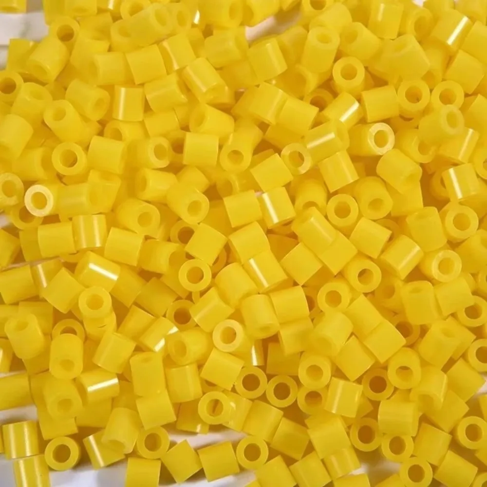 500Pcs New High-Transparency 5mm Fuse Beads Heat Press Handmade Handmade DIY Perler Beads Pixel Puzzle Iron Beads Children
500Pcs New High-Transparency 5mm Fuse Beads Heat Press Handmade Handmade DIY Perler Beads Pixel Puzzle Iron Beads Children
