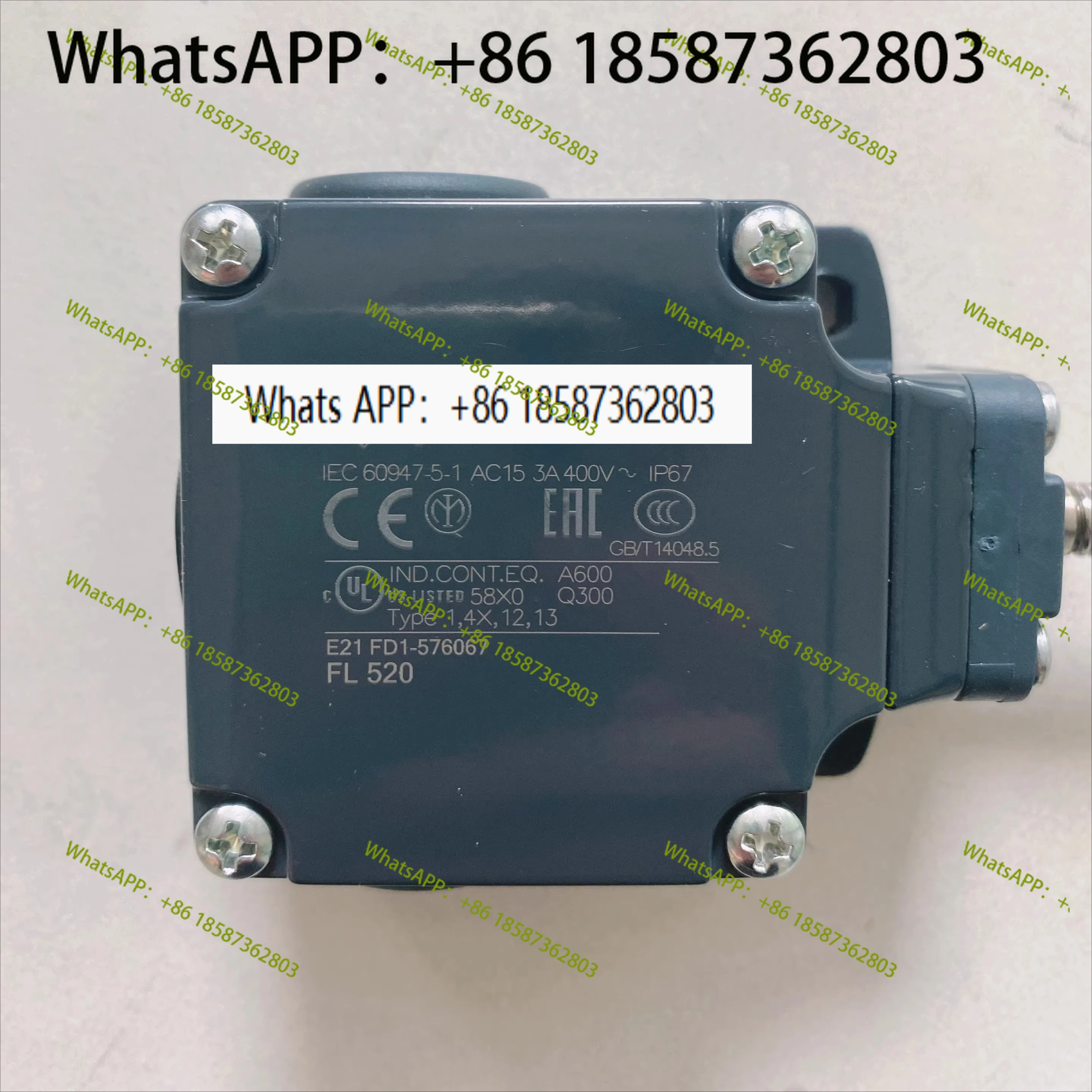 Italy imported limit switch travel switch FL520 genuine guarantee
Italy imported limit switch travel switch FL520 genuine guarantee
