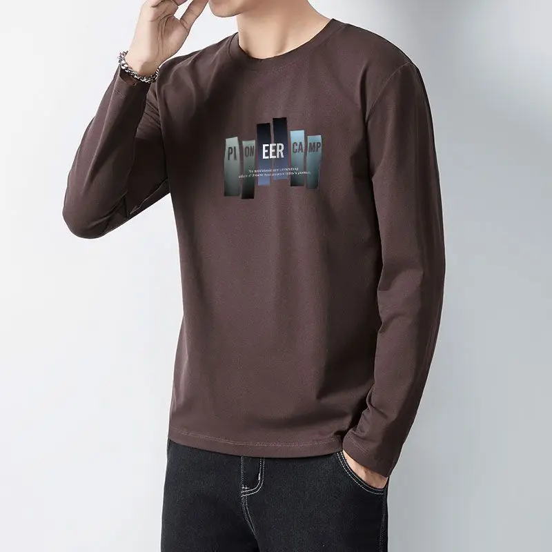 2024 Men's Spring and Autumn New Splicing Pullovers O-Neck Printed Letter Fashion Loose and Versatile Casual Long Sleeve Top
2024 Men's Spring and Autumn New Splicing Pullovers O-Neck Printed Letter Fashion Loose and Versatile Casual Long Sleeve Top