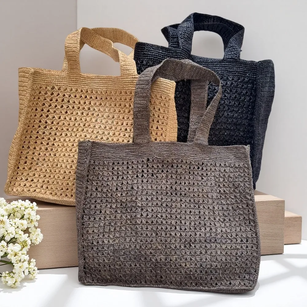 High-quality Raffia Hand-crocheted Tote Niche Shoulder Woven Simple and Versatile Large-capacity Bag, Unique Fashionable Texture
High-quality Raffia Hand-crocheted Tote Niche Shoulder Woven Simple and Versatile Large-capacity Bag, Unique Fashionable Texture