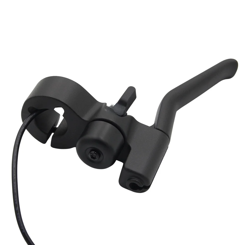 Тормозной рычаг для электрического скутера Xiaomi 4 Ultra, запасная часть с противоскользящей ручкой и надежной заменой торможения
Тормозной рычаг для электрического скутера Xiaomi 4 Ultra, запасная часть с противоскользящей ручкой и надежной заменой торможения