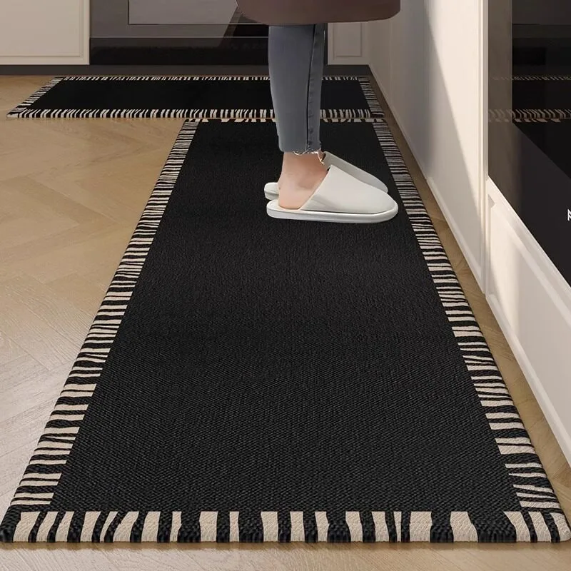 Black Simple Stripes PVC Leather Rug Waterproof Oil-proof Stain-resistant Kitchen Carpet Large Area Non-slip Floor Mats Tapis 러그
Black Simple Stripes PVC Leather Rug Waterproof Oil-proof Stain-resistant Kitchen Carpet Large Area Non-slip Floor Mats Tapis 러그