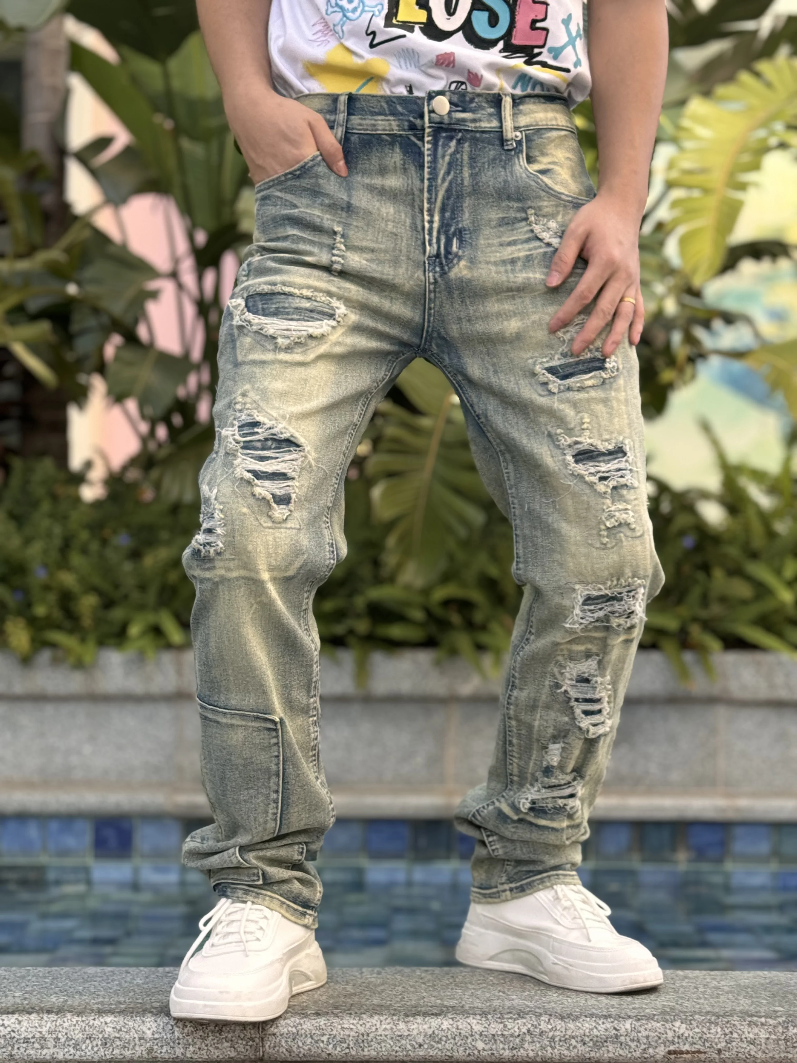 Trendy Men's Jeans with Hole-Patching, Unique Washed and Antique Finish, Free Shipping Promotion, Environmentally Friendly
Trendy Men's Jeans with Hole-Patching, Unique Washed and Antique Finish, Free Shipping Promotion, Environmentally Friendly