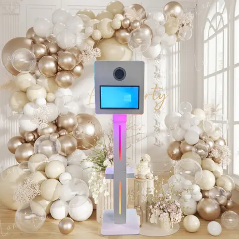 Open Air Portable 15.6 Inch Touch Screen Photo Booth Dslr Mirror Shell with Glam Filter with Flash Light for Party Wedding Event