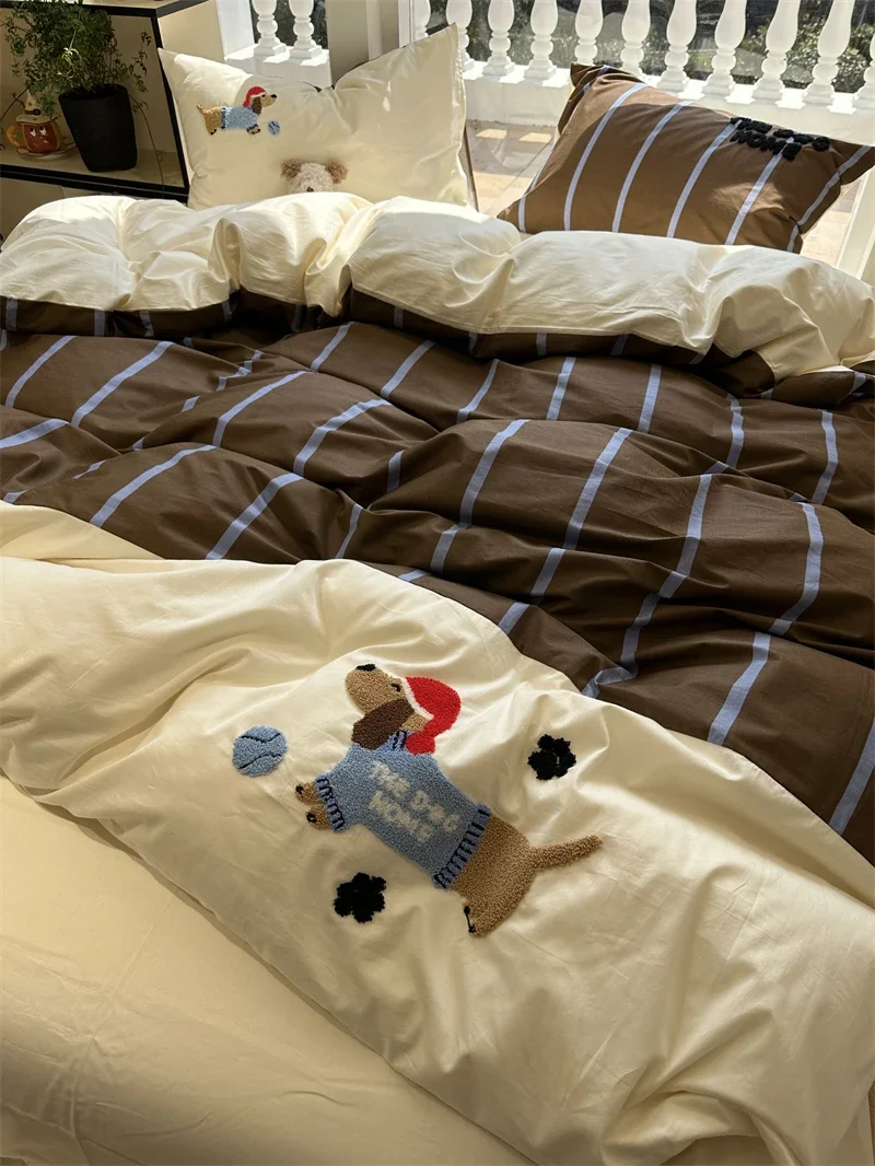 Cartoon blue striped cotton towel embroidered dachshund four-piece set bed sheet quilt cover
Cartoon blue striped cotton towel embroidered dachshund four-piece set bed sheet quilt cover