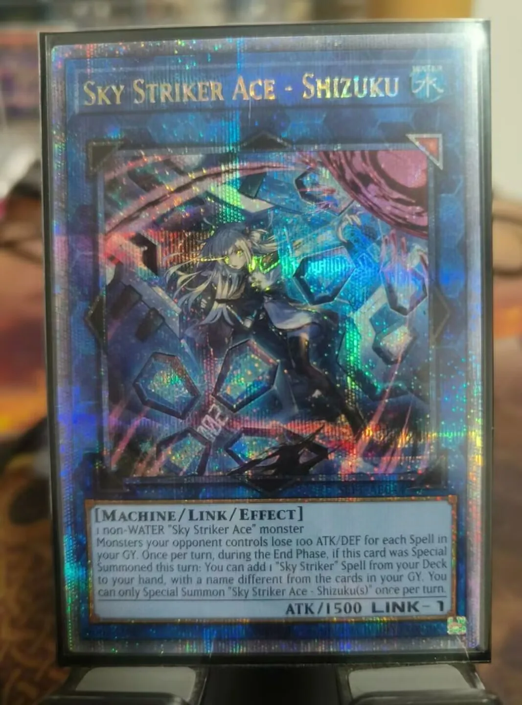 Серебряные Монстры Yugioh KONAMI MGP1-SC025 брандмауэр Дракон призматическая секретная китайская клубная карта
Серебряные Монстры Yugioh KONAMI MGP1-SC025 брандмауэр Дракон призматическая секретная китайская клубная карта