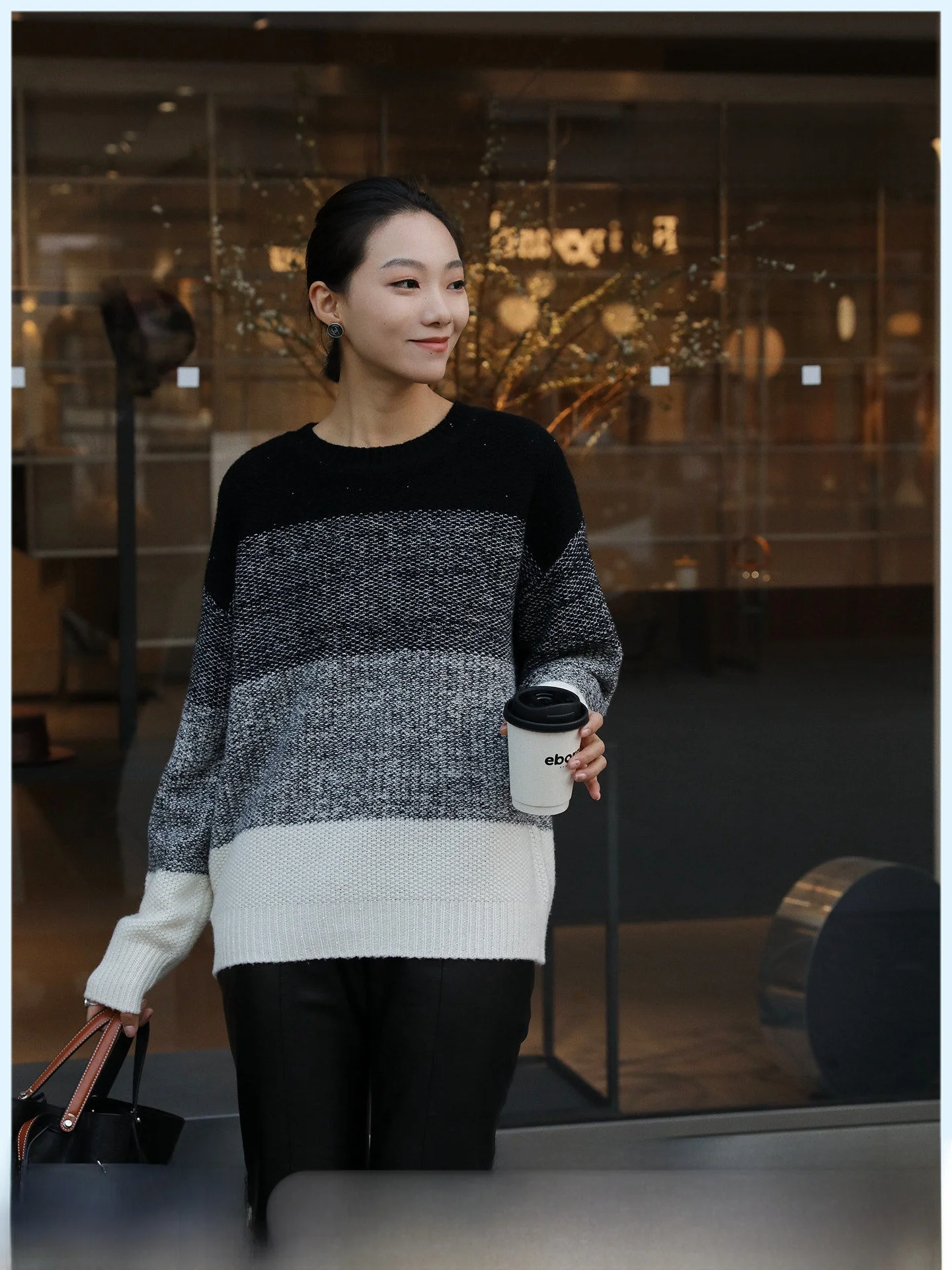 Lu Knitted adient Color Blo Woolen Sweater Women's Loose Fit Warm Ne over Winter New Sle Casual Soft Long Sve Top
Lu Knitted adient Color Blo Woolen Sweater Women's Loose Fit Warm Ne over Winter New Sle Casual Soft Long Sve Top