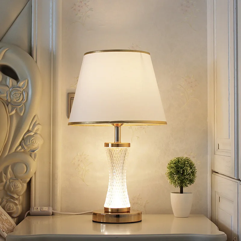 Modern minimalist decorative desk lamp creative light luxury pastoral warmth high-end LED night lamp bedroom bedside table lamp
Modern minimalist decorative desk lamp creative light luxury pastoral warmth high-end LED night lamp bedroom bedside table lamp