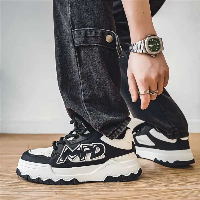 Брендовые кроссовки на платформе на плоском каблуке, баскетбольные серебряные туфли для мужчин, спортивные кроссовки, оптовая продажа, низкая цена, новинки
Брендовые кроссовки на платформе на плоском каблуке, баскетбольные серебряные туфли для мужчин, спортивные кроссовки, оптовая продажа, низкая цена, новинки