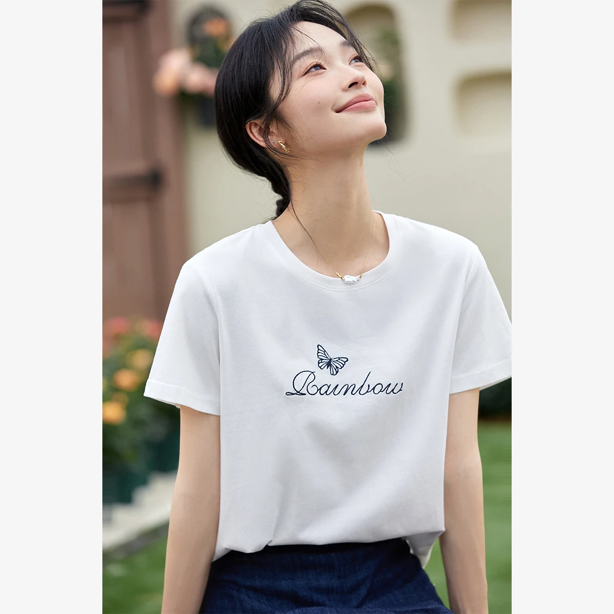 VIMLY Women's Short Sleeve Graphic T-Shirt 2025 Woman Summer Top Simple Butterfly Print Letter Embroidery Female Tee Shirt A1087
VIMLY Women's Short Sleeve Graphic T-Shirt 2025 Woman Summer Top Simple Butterfly Print Letter Embroidery Female Tee Shirt A1087