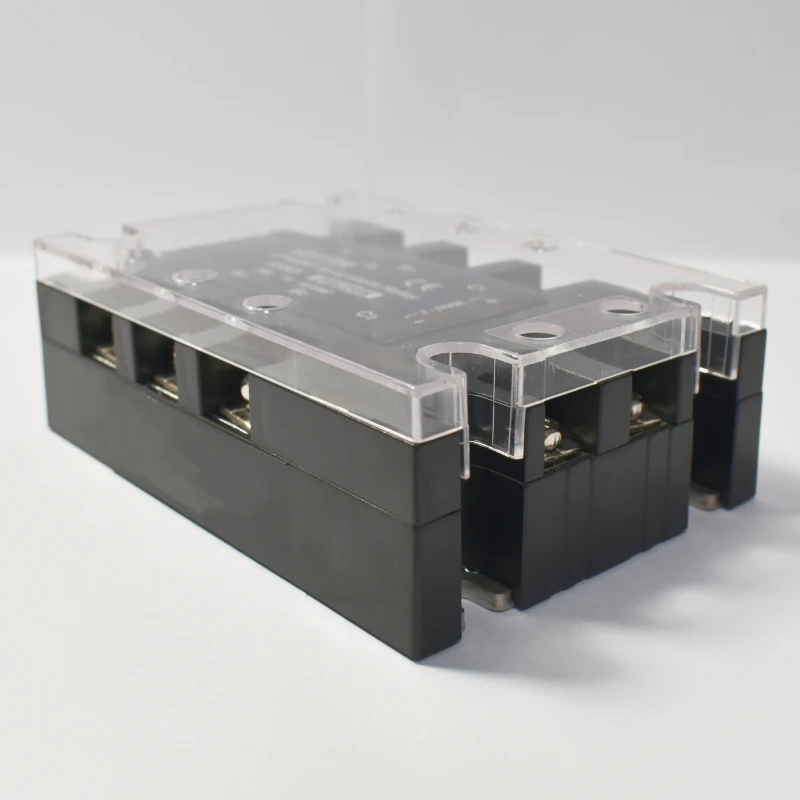 Three Phase Solid State Relay DC Control AC 380V 3f SSR 40DA 10DA 25DA 80DA 100DA Module 3-32VDC Input 24-480VAC Load
Three Phase Solid State Relay DC Control AC 380V 3f SSR 40DA 10DA 25DA 80DA 100DA Module 3-32VDC Input 24-480VAC Load