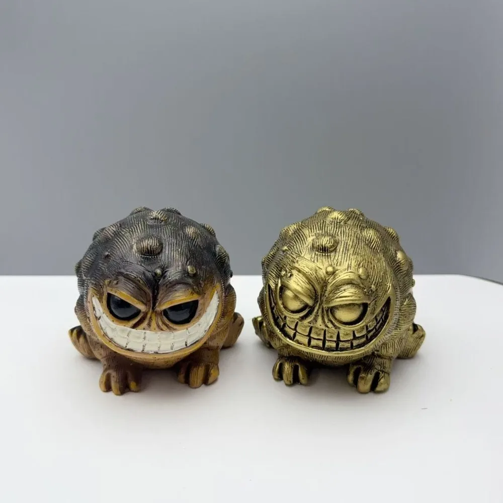 Funny Small Toad Figurine Resin Crafts Handmade African Rain Frog Statue Realistic Animal Sculpture Home Office Garden Decor
Funny Small Toad Figurine Resin Crafts Handmade African Rain Frog Statue Realistic Animal Sculpture Home Office Garden Decor