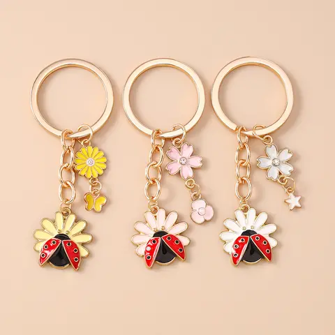 Lindo esmalte insecto mariquita llavero flor llavero colgantes para mujeres niñas bolso decoración DIY llavero hecho a mano regalos de joyería
