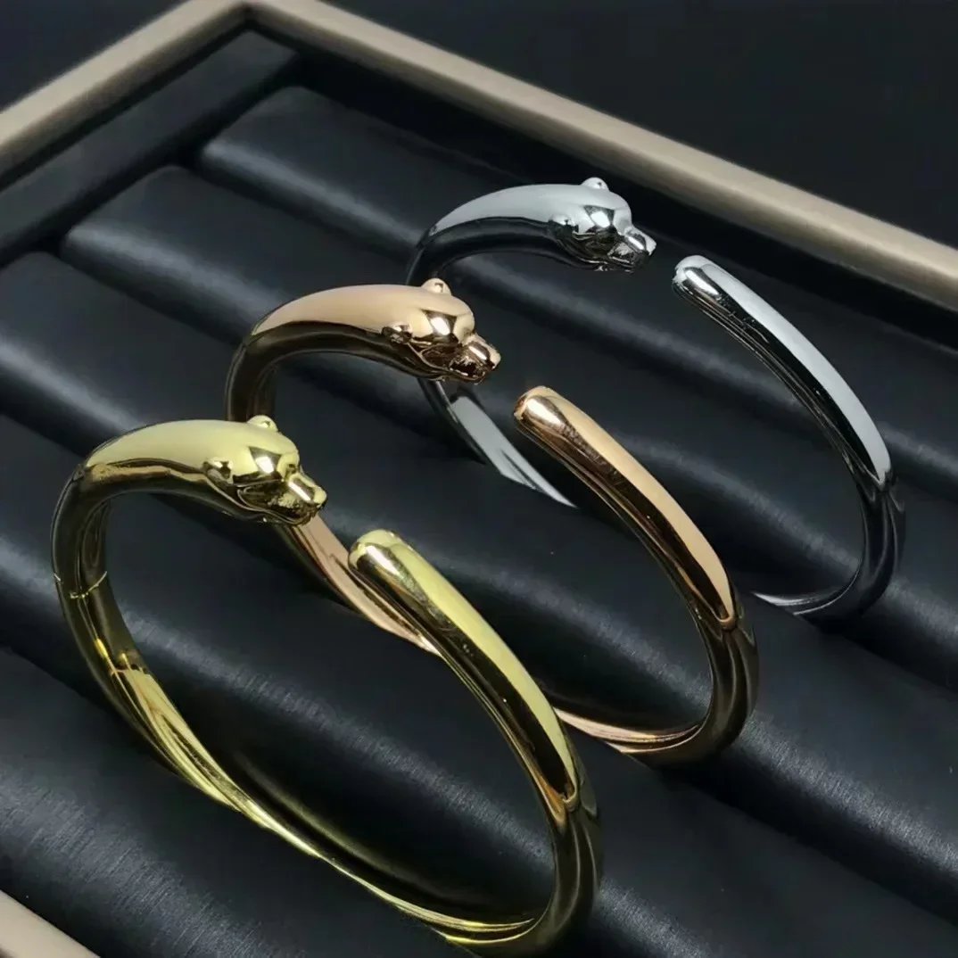 Nuevas Pulseras Europeas Y Americanas De Alta Calidad Pulsera Simple De Lujo S925 Para Mujer Pulsera De Tendencia De Moda
Nuevas Pulseras Europeas Y Americanas De Alta Calidad Pulsera Simple De Lujo S925 Para Mujer Pulsera De Tendencia De Moda
