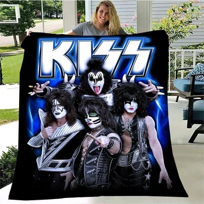 Kiss Rock Band retor couverture en flanelle, couverture chaude douce, couverture de sieste décontractée voyage avec canapé lit
Kiss Rock Band retor couverture en flanelle, couverture chaude douce, couverture de sieste décontractée voyage avec canapé lit