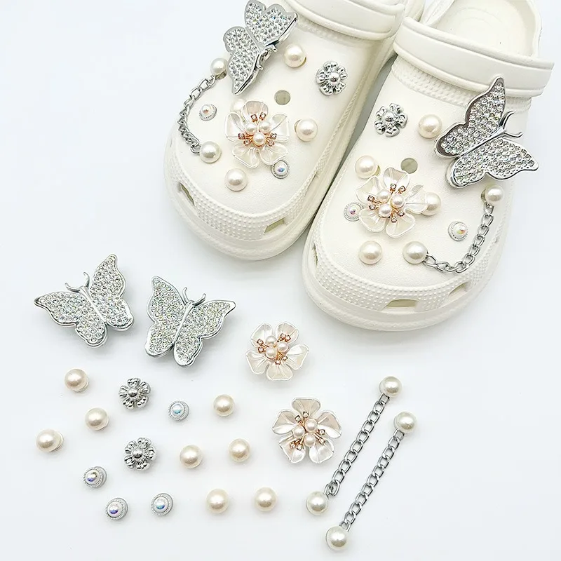 Shoe Charm for Crocs DIY Silver Rhinestone Butterfly Pearl Chain Shoe Decoration Buckle for Croc Charms Hole Shoes Accessories
Shoe Charm for Crocs DIY Silver Rhinestone Butterfly Pearl Chain Shoe Decoration Buckle for Croc Charms Hole Shoes Accessories
