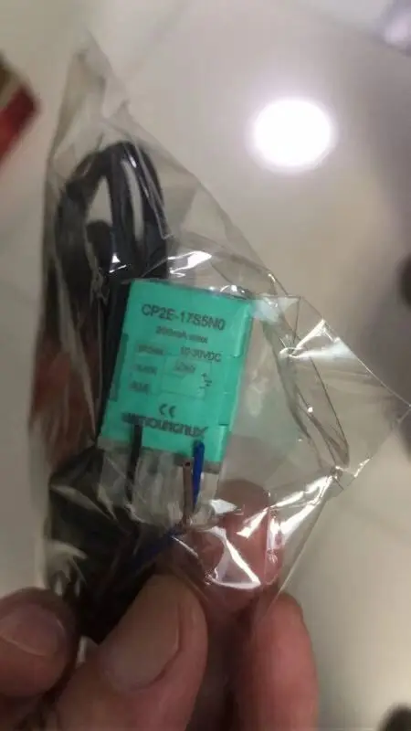 Original NUX Hanrong proximity switch CP2E-17S5DO CP2E-17S8DO CP2E-17S8DC
Original NUX Hanrong proximity switch CP2E-17S5DO CP2E-17S8DO CP2E-17S8DC