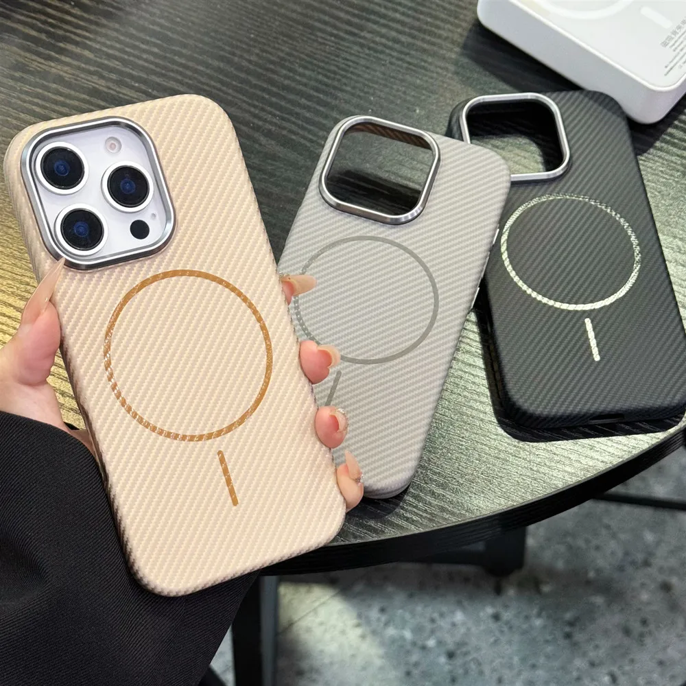 Carbon fiber frosted anti fingerprint magnetic suction suitable for iPhone 16, 15, 14 Pro Max ultra-thin PC hard protective case
Carbon fiber frosted anti fingerprint magnetic suction suitable for iPhone 16, 15, 14 Pro Max ultra-thin PC hard protective case