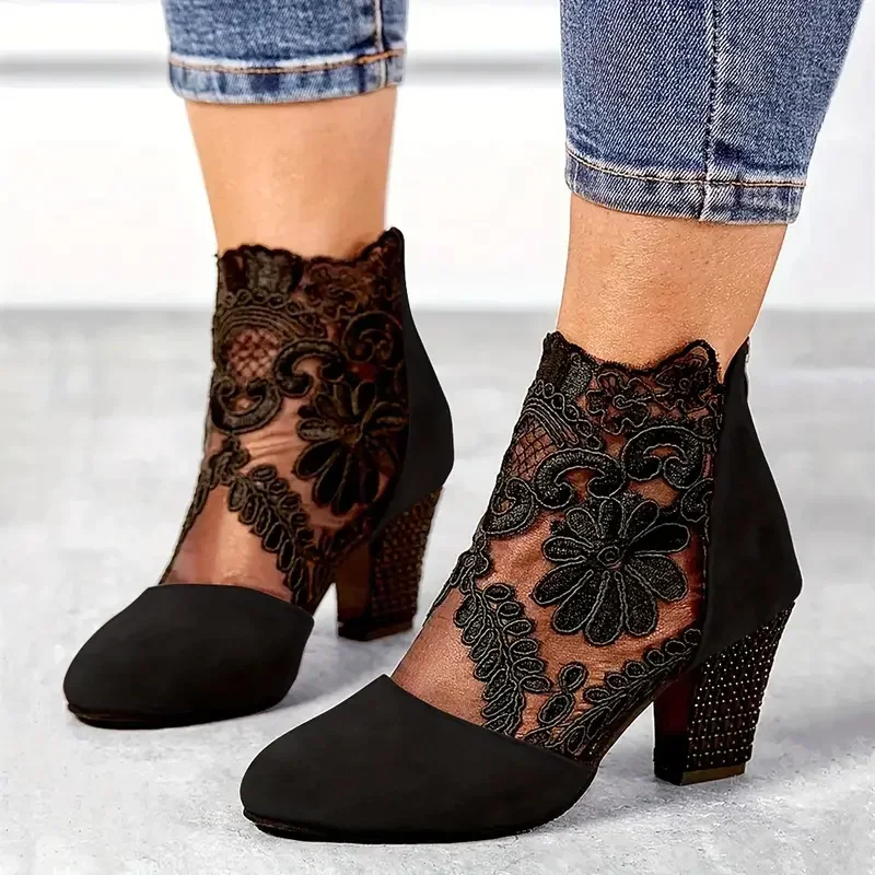 Women Boots Fashion Lace Flower High Heels Shoes for Women Ankle Strap Hollow Out Sandals Round Toe Zip Boots Zapatos De Mujer
Women Boots Fashion Lace Flower High Heels Shoes for Women Ankle Strap Hollow Out Sandals Round Toe Zip Boots Zapatos De Mujer
