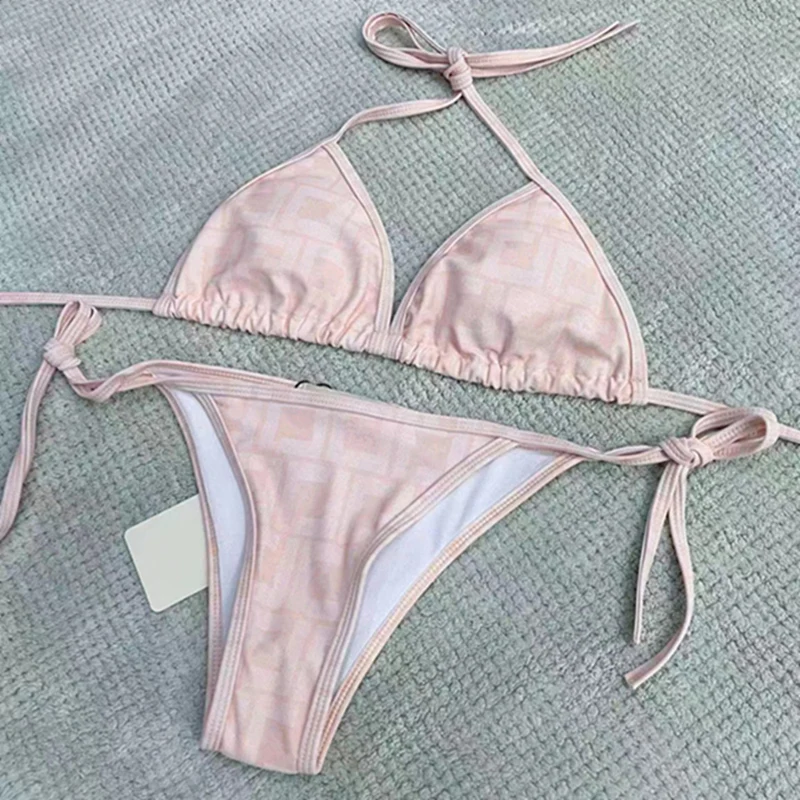 2025 Luxury Brand Design Summer Swim Bikini Print Swimsuit 2 Piece Set For Women Sexy Swimwear Tankini Ladies Beach Wear H02
2025 Luxury Brand Design Summer Swim Bikini Print Swimsuit 2 Piece Set For Women Sexy Swimwear Tankini Ladies Beach Wear H02