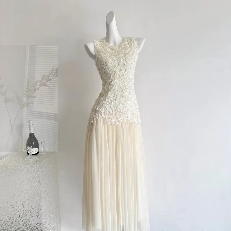 2026 New Elegant Sleeveless Long Dress for Women Luxury Exquisite Mesh Splice Waist Slim Gown High Grade Stylish Maxi Dress
2026 New Elegant Sleeveless Long Dress for Women Luxury Exquisite Mesh Splice Waist Slim Gown High Grade Stylish Maxi Dress
