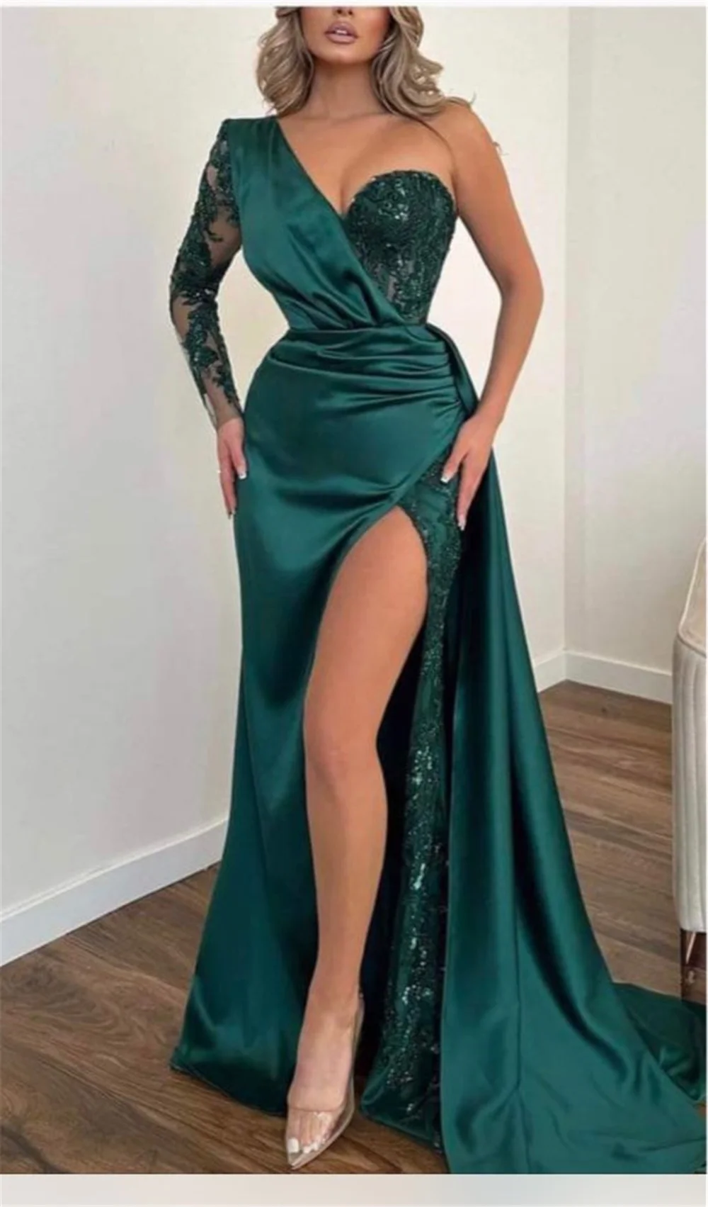 Vintage Green Satin Long Sleeves Glitter Evening Dresses Lace Slit Arabic Women Formal Prom Gowns Party Occasion Dress
Vintage Green Satin Long Sleeves Glitter Evening Dresses Lace Slit Arabic Women Formal Prom Gowns Party Occasion Dress