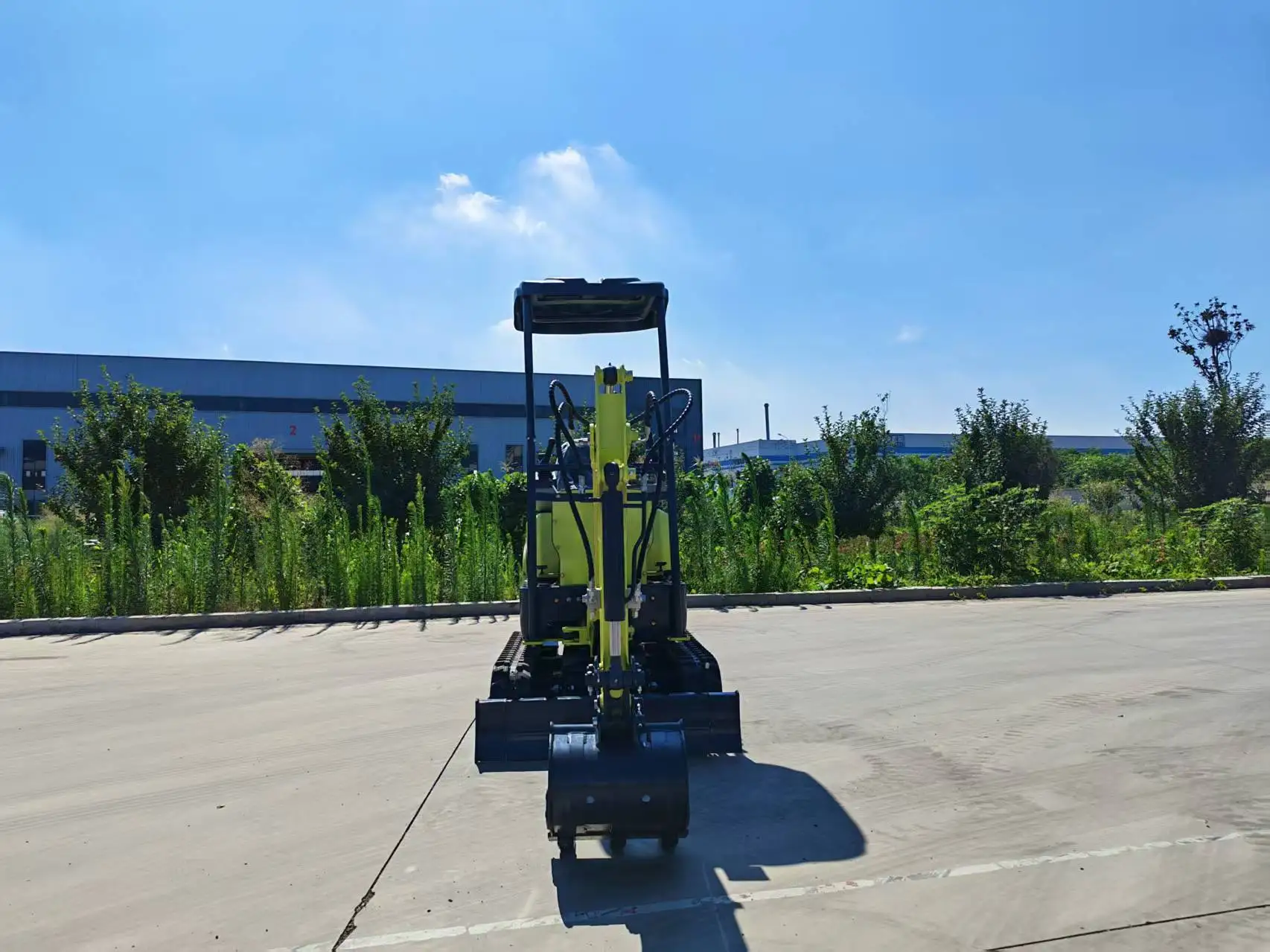 Индивидуальный мини-гусеничный экскаватор OMI T13Pro с Eco Engine EPA Euro 5 для домашнего использования
Индивидуальный мини-гусеничный экскаватор OMI T13Pro с Eco Engine EPA Euro 5 для домашнего использования