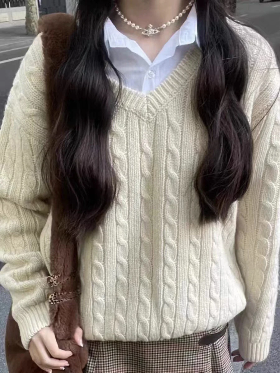Simple Sweet V-neck Thick Knitted Sweater Women Winter Cotton Warm Casual Solid Pullover Tops Female Chic Preppy Cute Jumper Y2K
Simple Sweet V-neck Thick Knitted Sweater Women Winter Cotton Warm Casual Solid Pullover Tops Female Chic Preppy Cute Jumper Y2K